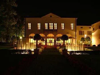 Hotel Villa Ca' Sette Bassano del Grappa 4*,